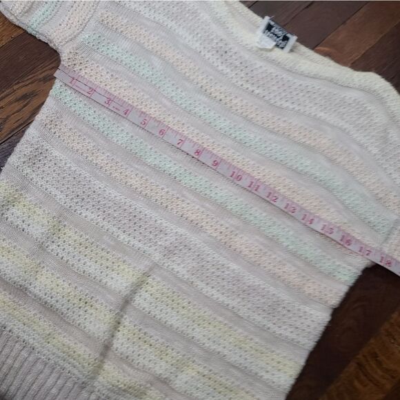 Vintage 70s Pastel Knit Short Sleeve Top Small - Picture 11 of 14
